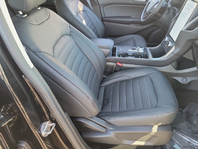 Certified 2024 Ford Edge SE w/ Black Appearance Package AWD/4WD image 21