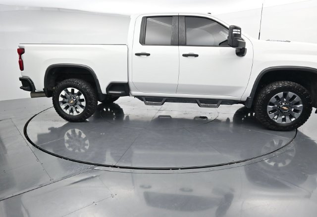 Used 2024 Chevrolet Silverado 2500 Custom w/ Custom Value Package AWD/4WD image 12