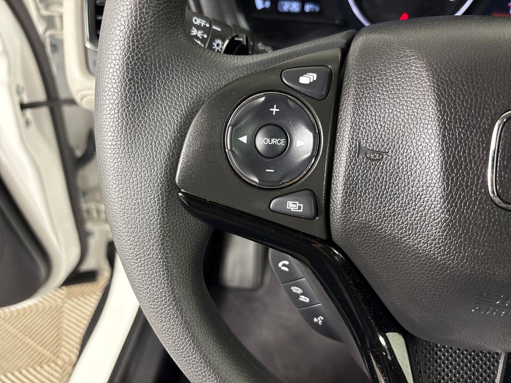 Used 2019 Honda HR-V EX image 16