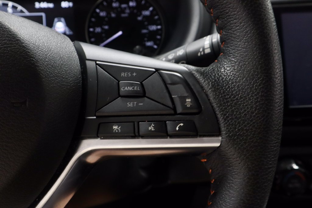 Used 2024 Nissan Kicks SR w/ SR Premium Package FWD image 29