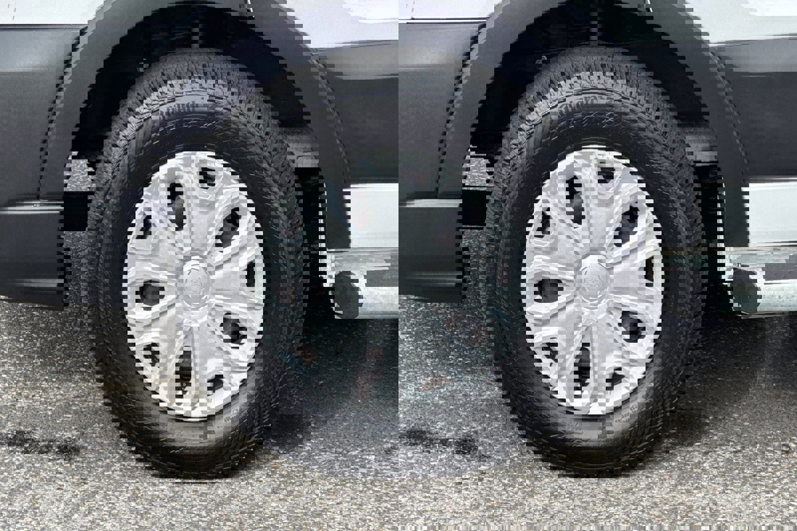 Certified 2023 Ford Transit 250 Low Roof w/ Exterior Upgrade Package image 26