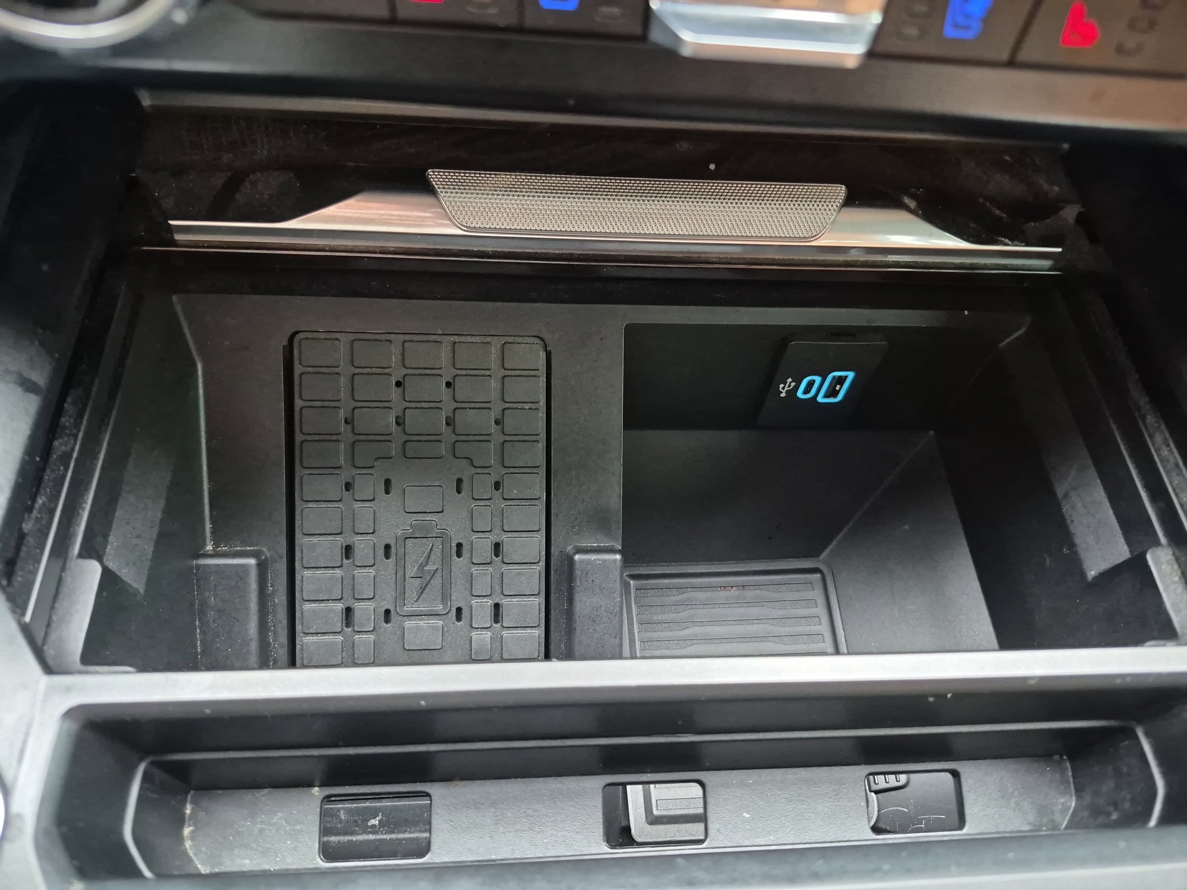 Certified 2024 Ford F250 Platinum w/ Tremor Off-Road Package image 37