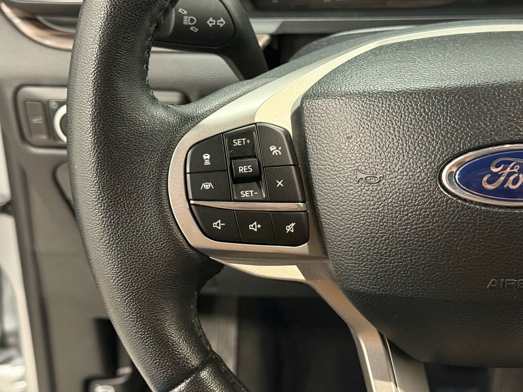 Certified 2024 Ford Explorer Limited image 14