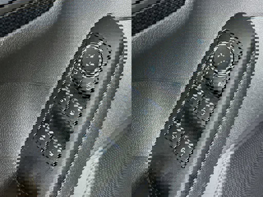 Certified 2025 Ford Escape ST-Line image 29