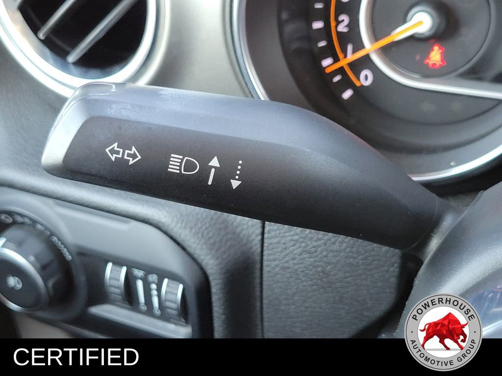 Used 2020 Jeep Wrangler Unlimited Sahara image 29