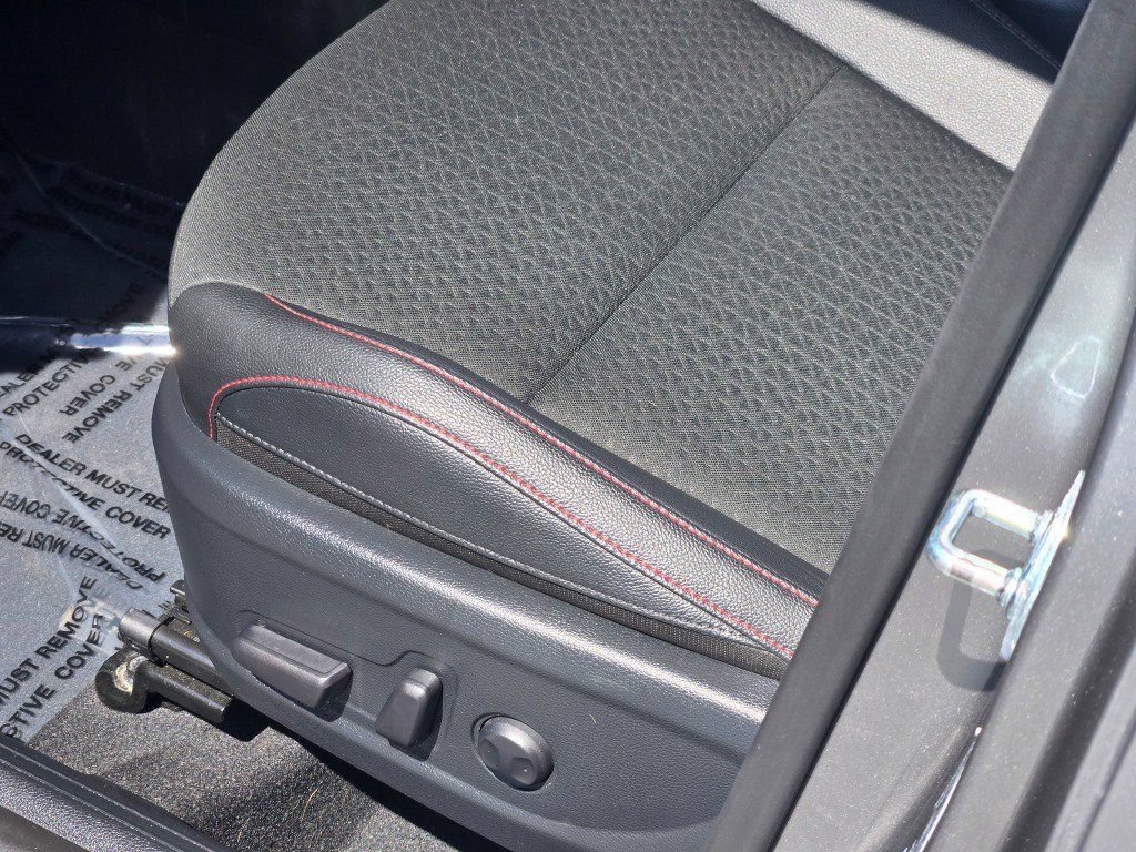 Used 2025 Kia Soul GT-Line w/ GT-Line Technology Package FWD image 20