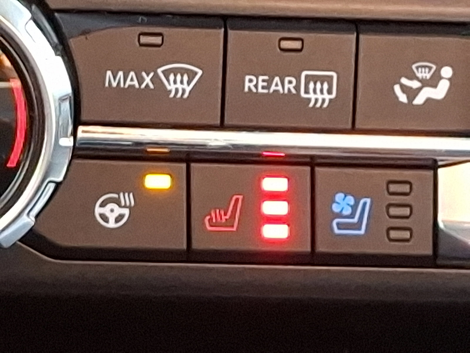 Certified 2021 Ford F150 Lariat w/ Equipment Group 502A High image 22