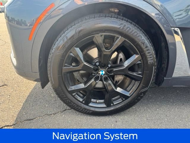 Used 2021 BMW X7 xDrive40i AWD/4WD image 11