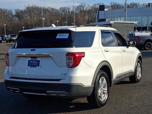Certified 2020 Ford Explorer XLT w/ Equipment Group 202A image 4