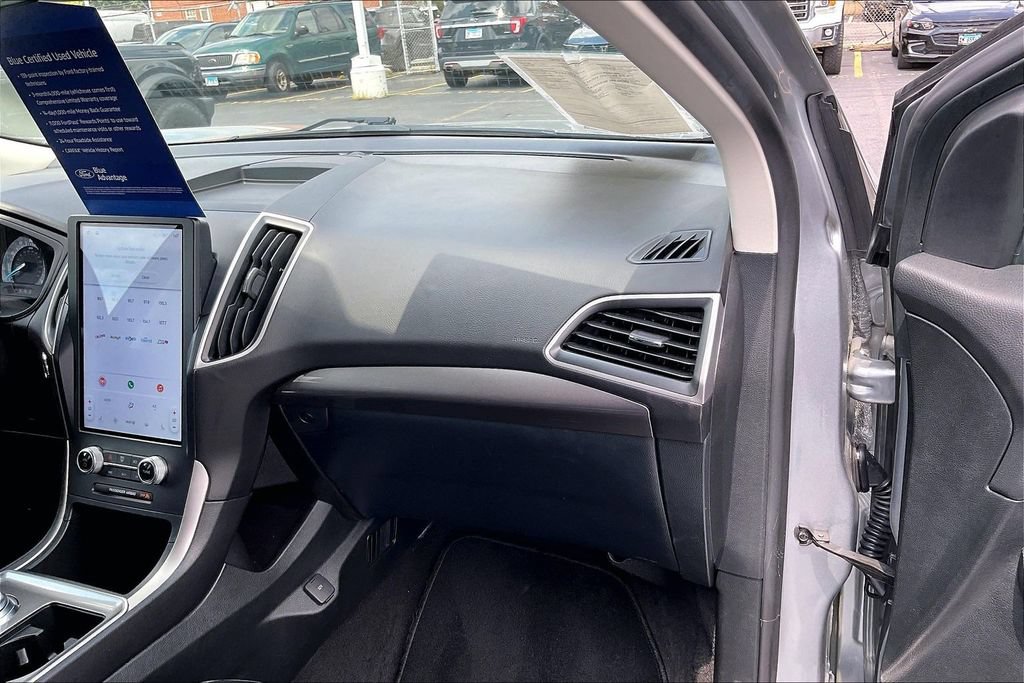 Certified 2024 Ford Edge SEL AWD/4WD image 15