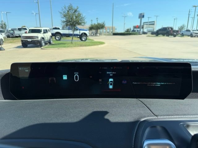 Certified 2025 Ford Expedition Platinum w/ Driver's Package AWD/4WD image 19