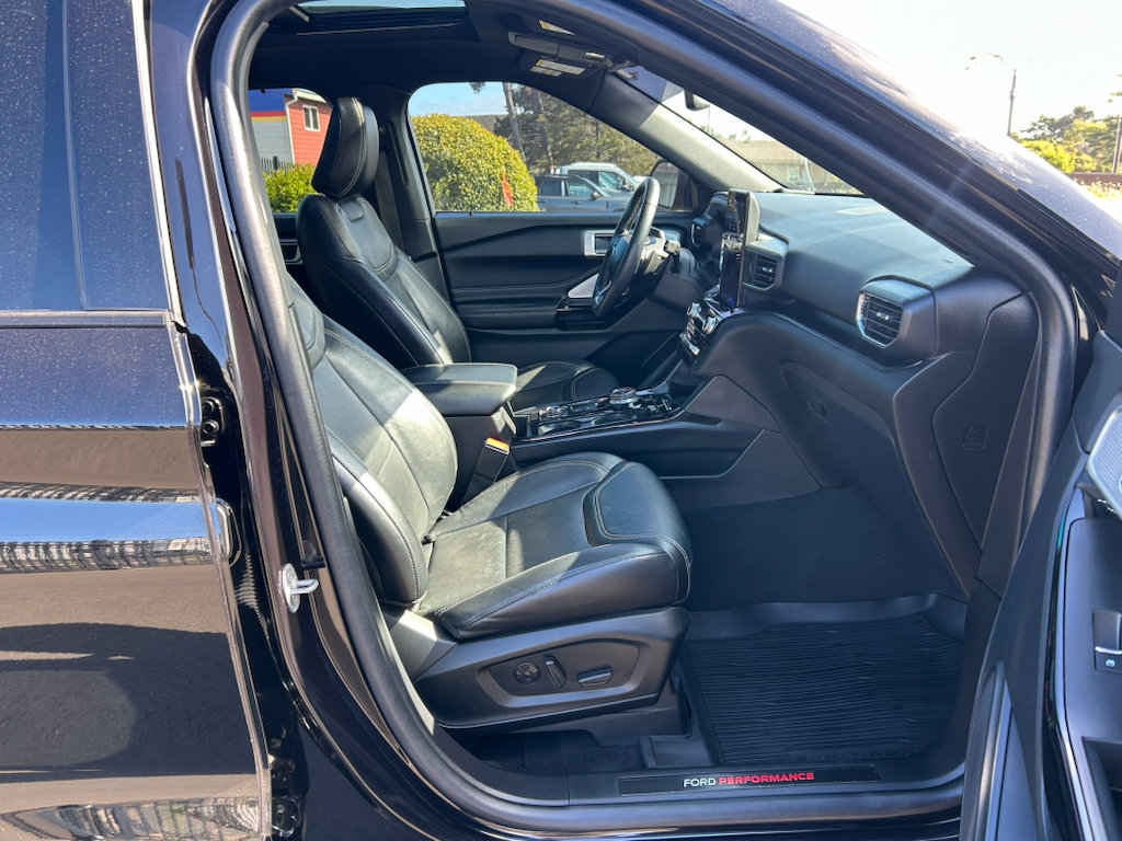 Certified 2022 Ford Explorer ST w/ Equipment Group 401A AWD/4WD image 32