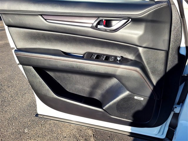 Used 2024 MAZDA CX-5 Carbon Edition image 13