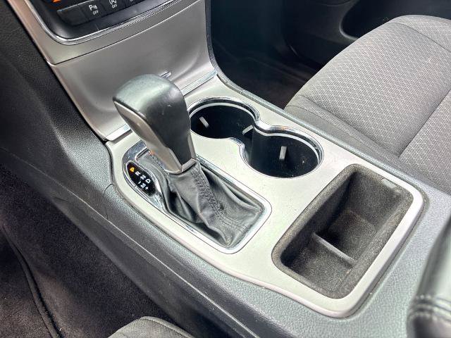 Used 2018 Jeep Grand Cherokee Laredo RWD image 27