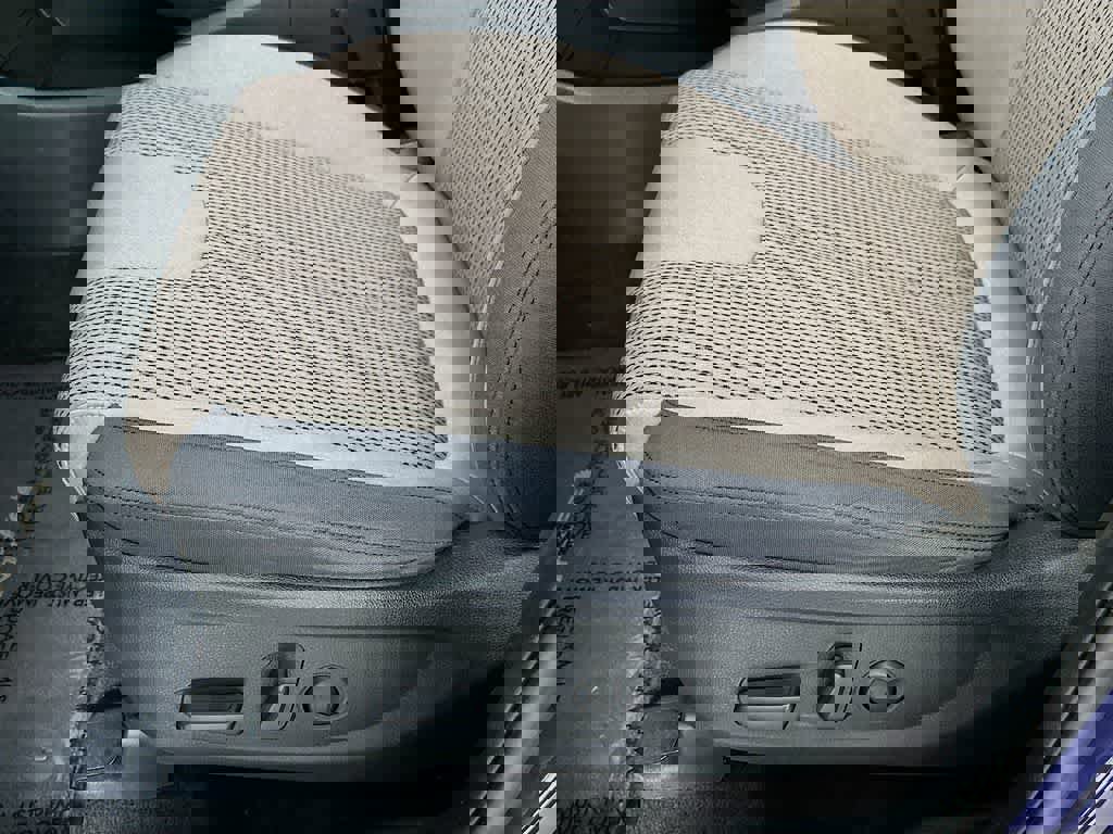 Used 2023 Hyundai Santa Fe SEL FWD image 30