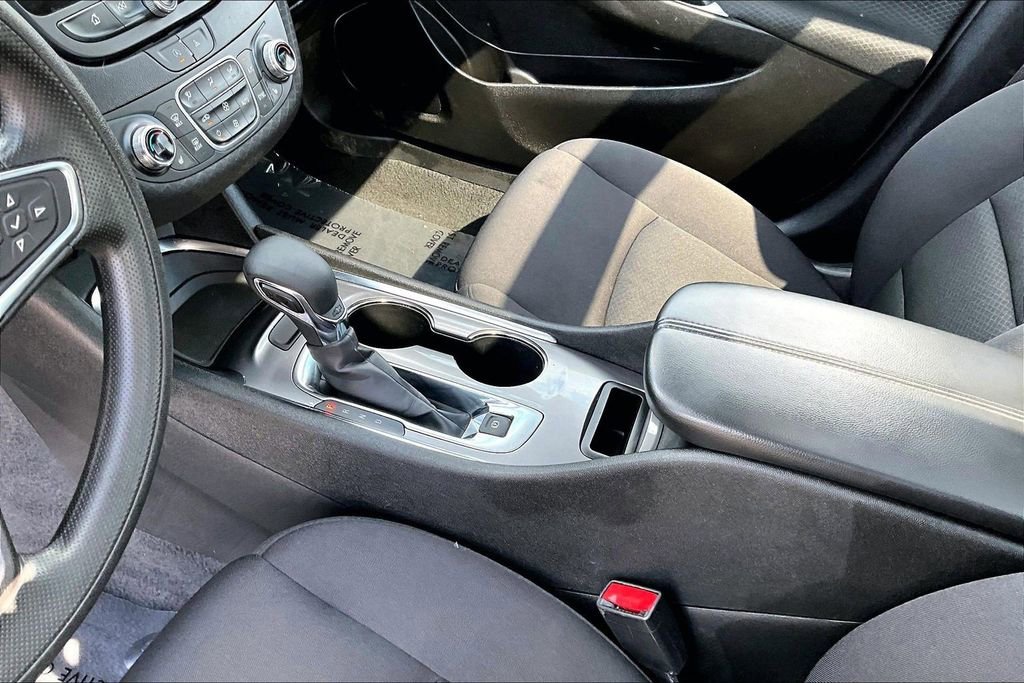 Used 2023 Chevrolet Malibu LT FWD image 16