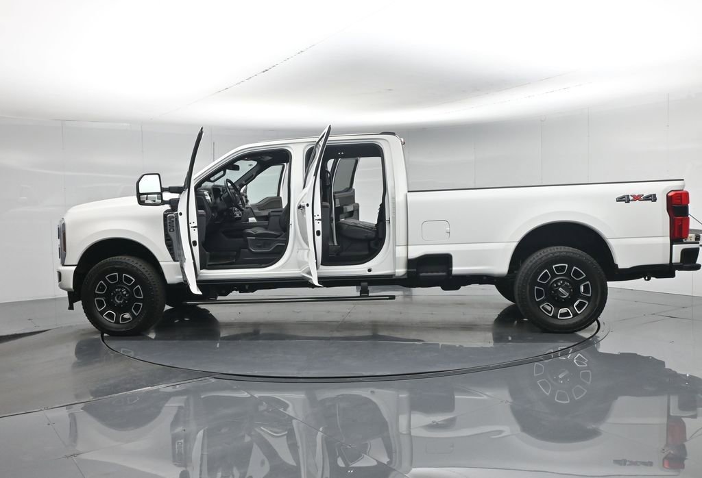 Certified 2024 Ford F250 Platinum AWD/4WD image 40