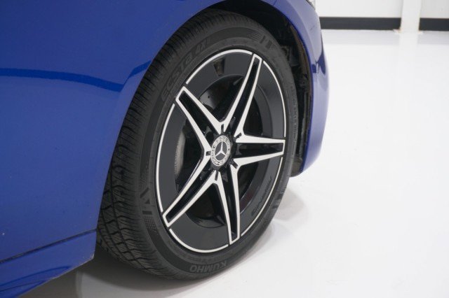 Used 2023 Mercedes-Benz C 300 Sedan image 5