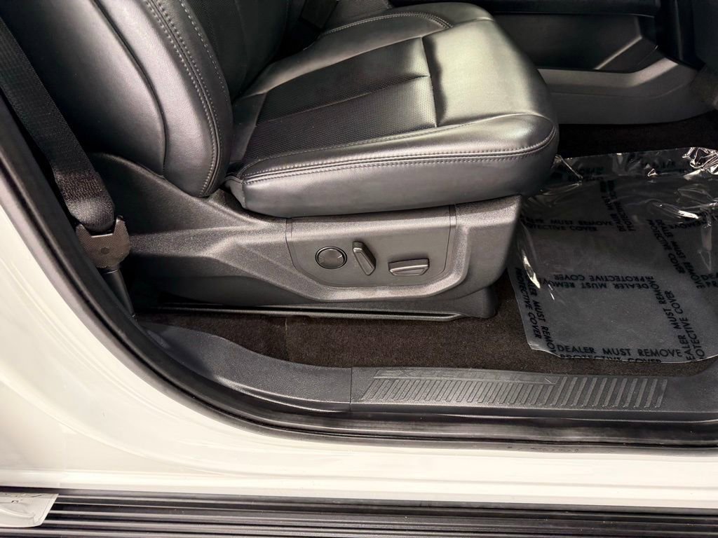 Certified 2023 Ford Expedition XLT image 22