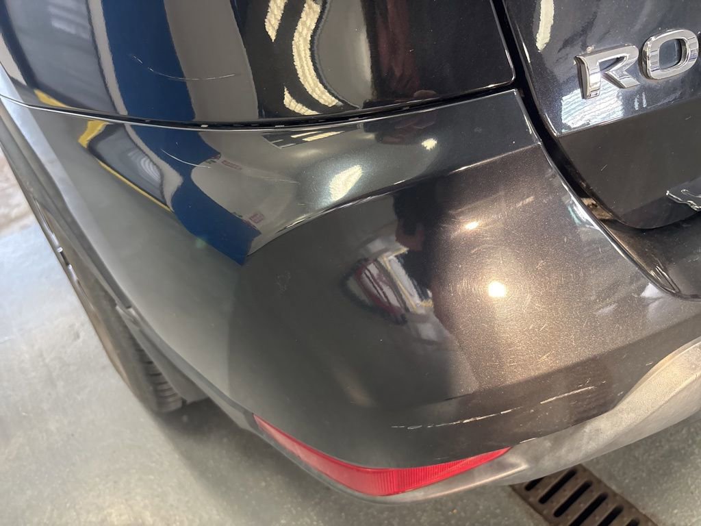 Used 2017 Nissan Rogue SV w/ Midnight Edition Package image 7