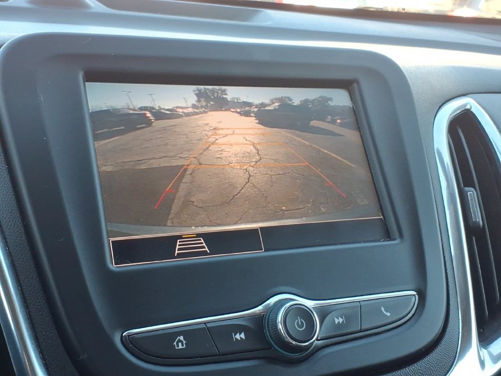 Used 2023 Chevrolet Equinox LT FWD image 18