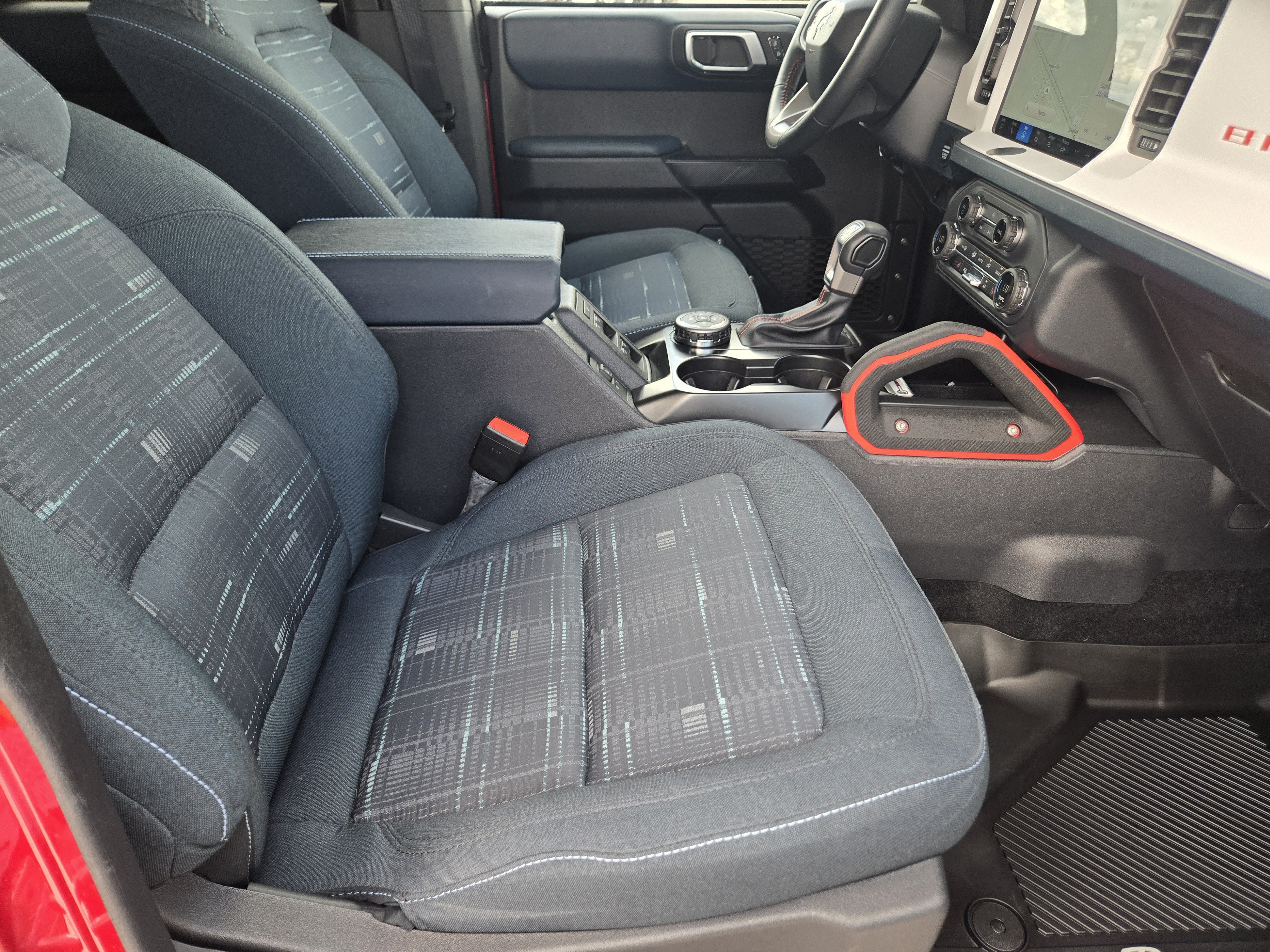 Certified 2025 Ford Bronco Heritage Edition AWD/4WD image 15