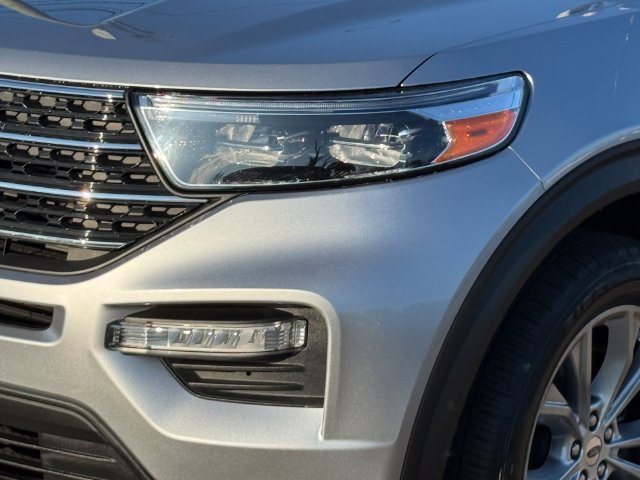 Certified 2022 Ford Explorer XLT w/ Equipment Group 202A AWD/4WD image 16