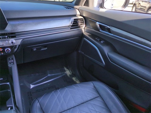 Used 2023 Kia Telluride EX X-Line image 17