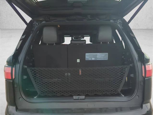 Used 2024 Toyota Sequoia Platinum image 10