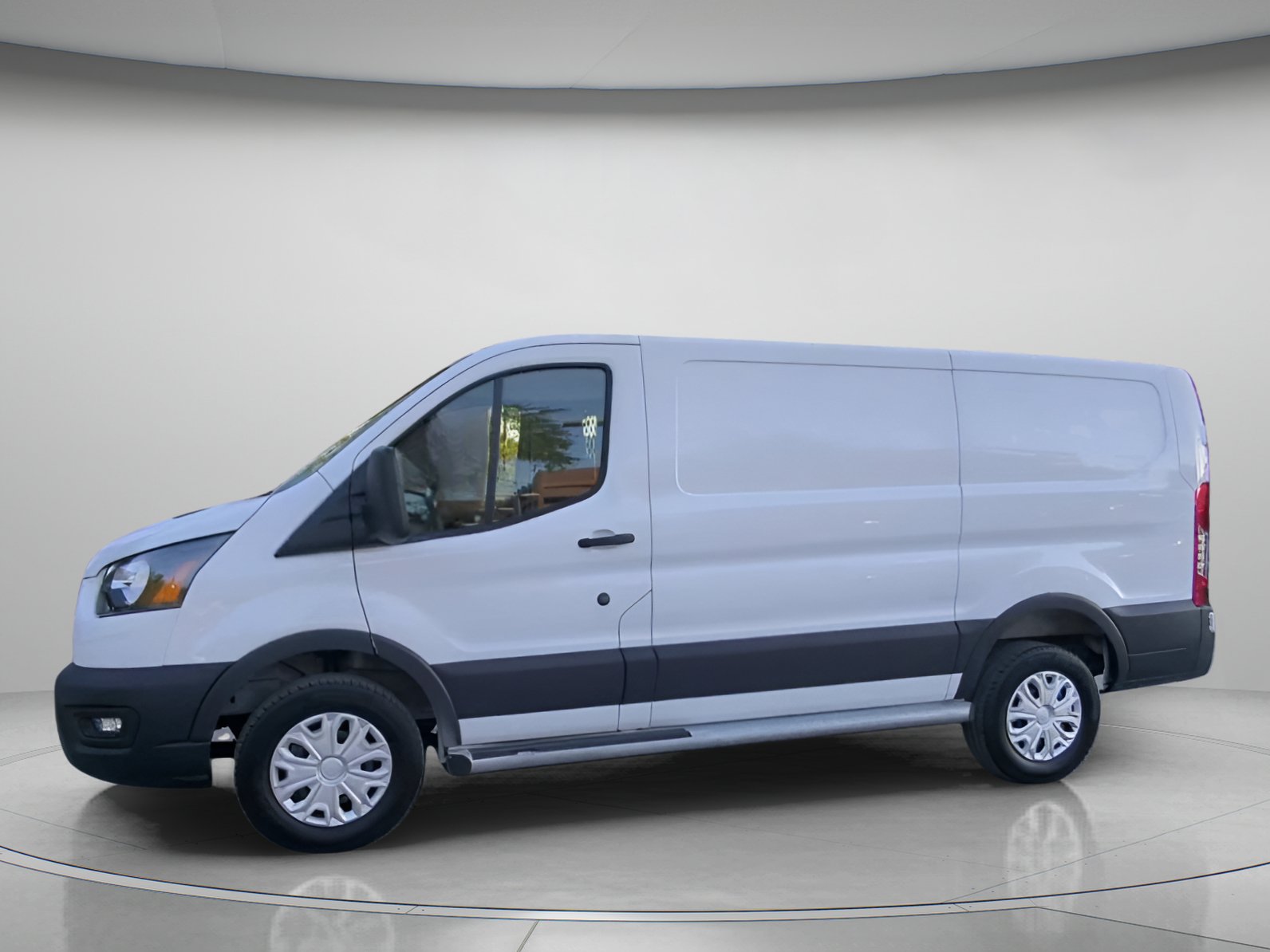 Certified 2025 Ford Transit 250 Low Roof w/ Exterior Upgrade Package RWD image 15