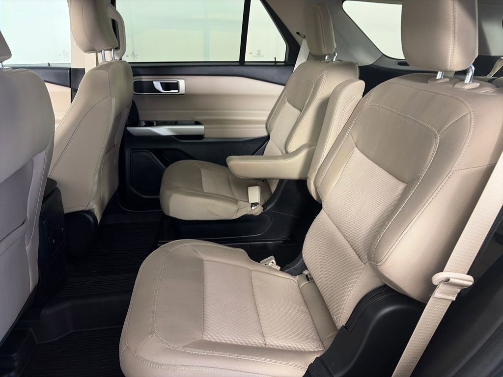 Certified 2023 Ford Explorer XLT AWD/4WD image 13