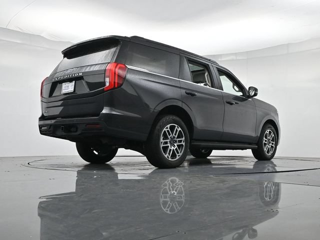 Certified 2025 Ford Expedition Active AWD/4WD image 37