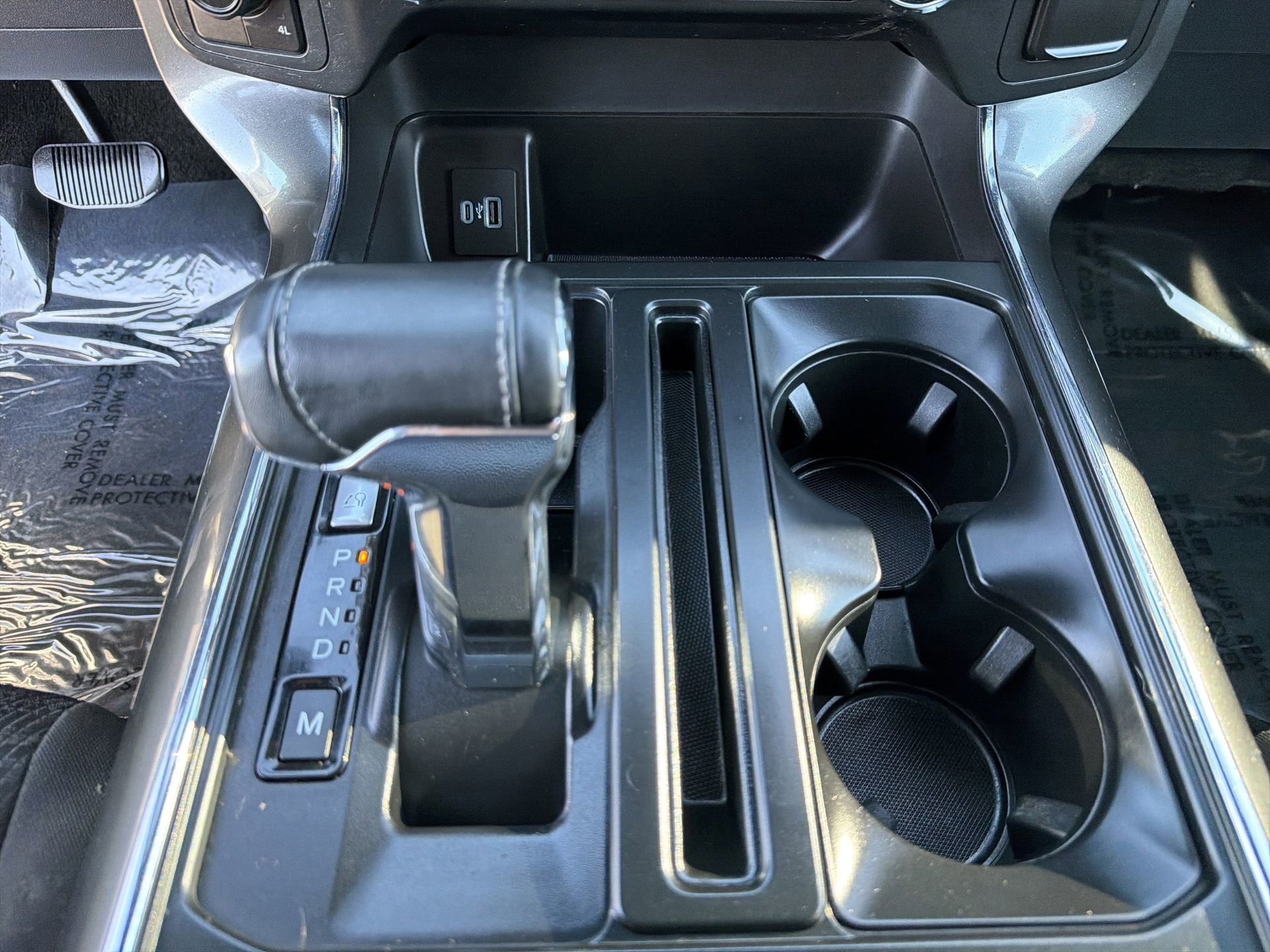 Certified 2022 Ford F150 XLT w/ Equipment Group 302A High image 18