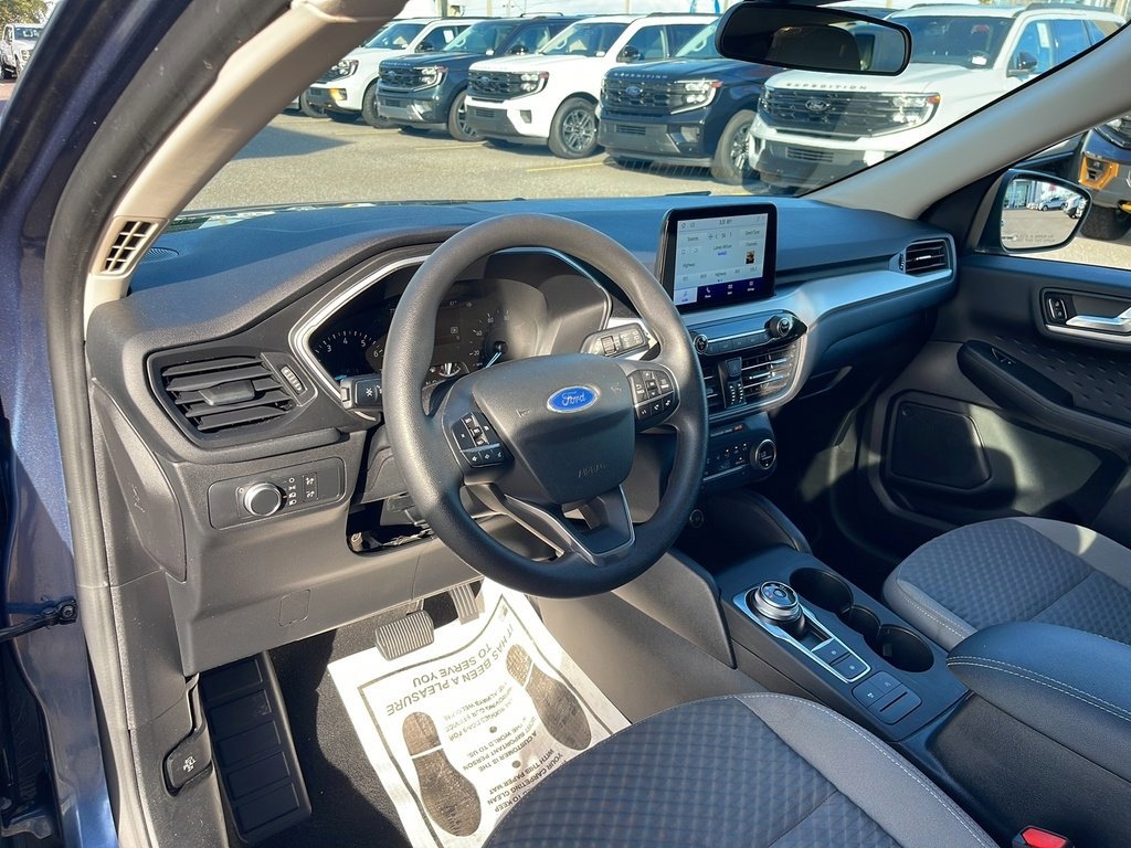 Certified 2020 Ford Escape SE image 11