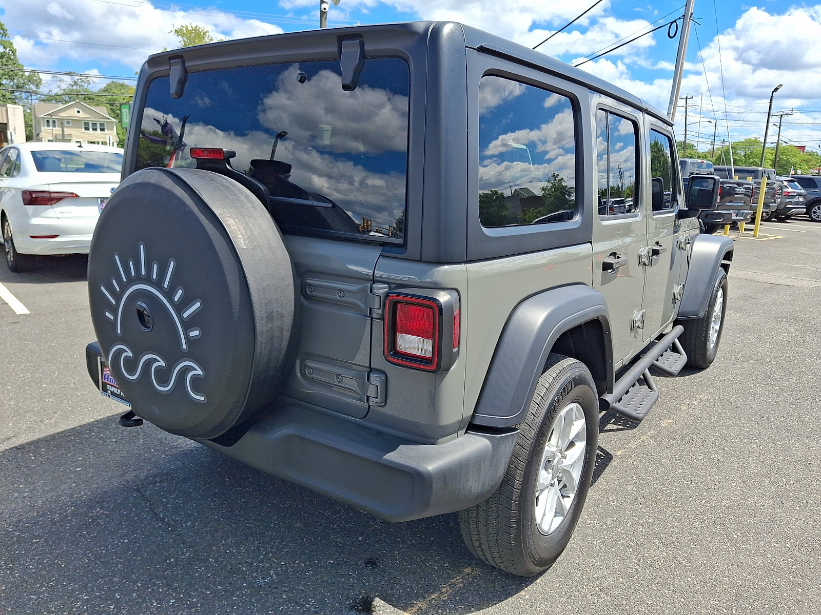 Used 2023 Jeep Wrangler Unlimited Sport AWD/4WD image 10