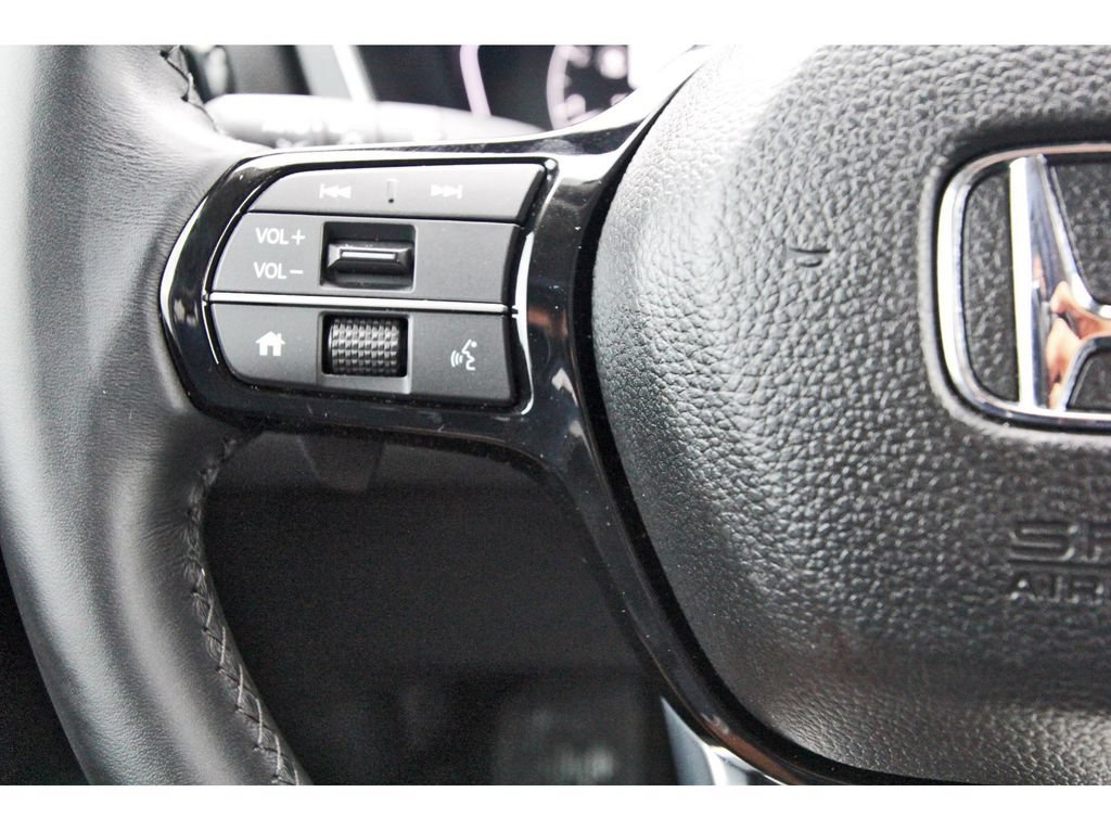Used 2023 Honda Pilot EX-L image 18