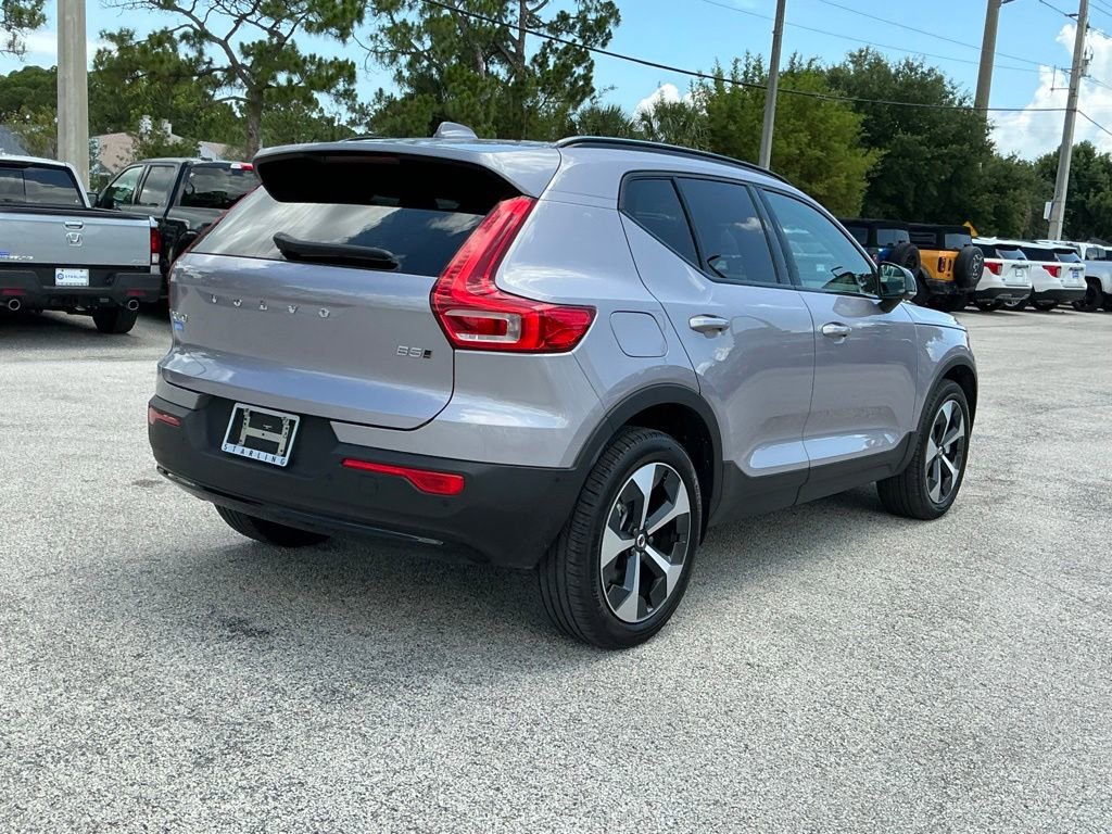 Used 2026 Volvo XC40 B5 Plus AWD/4WD image 13