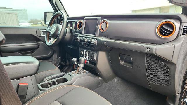 Used 2023 Jeep Gladiator Mojave w/ Trailer Tow Package image 32
