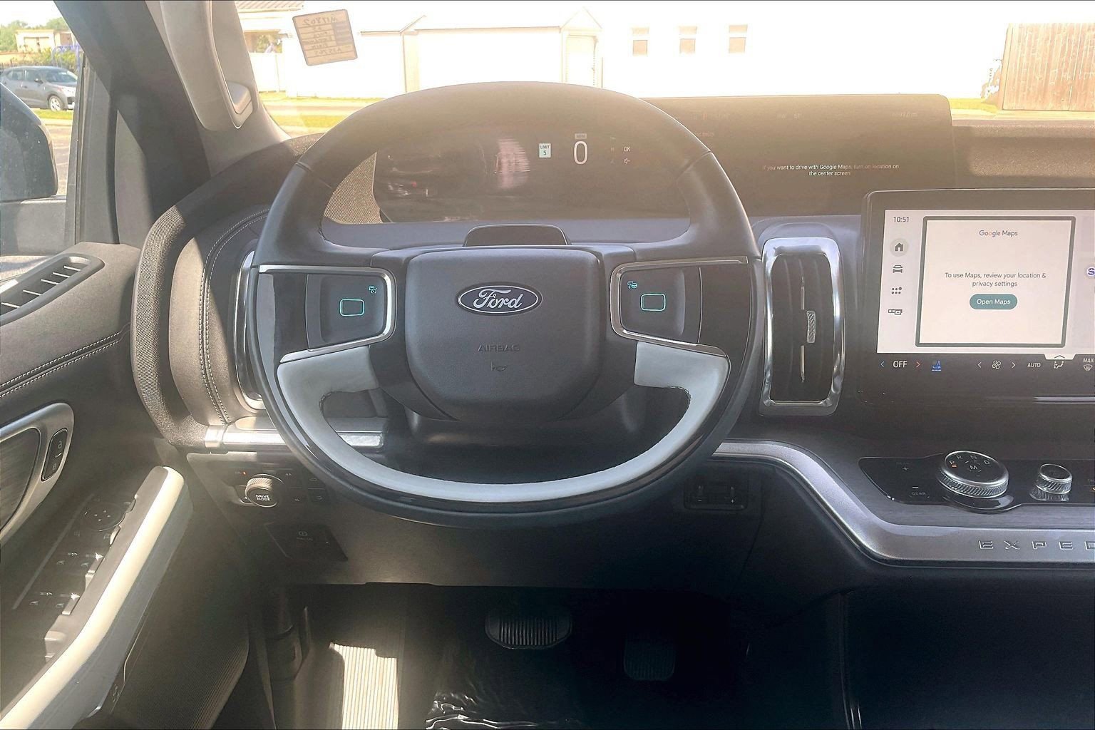 Certified 2025 Ford Expedition Platinum AWD/4WD image 5