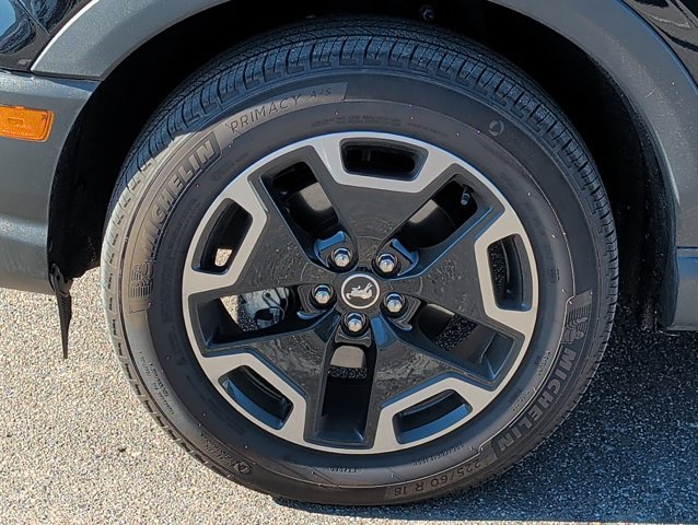 Certified 2024 Ford Bronco Sport Outer Banks w/ Tech Package AWD/4WD image 15