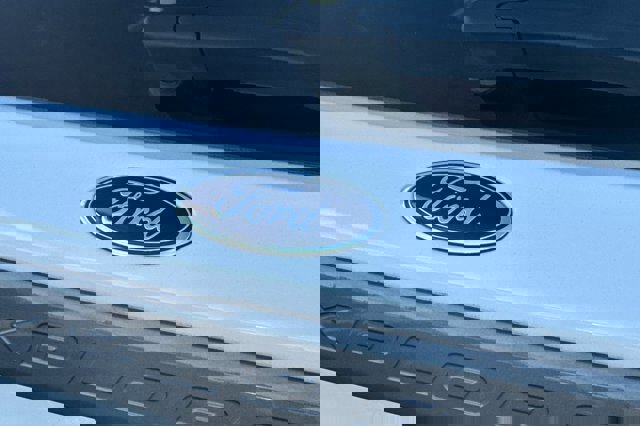 Certified 2022 Ford Explorer XLT w/ Equipment Group 202A image 37