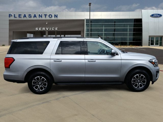 Certified 2024 Ford Expedition Max XLT AWD/4WD image 6