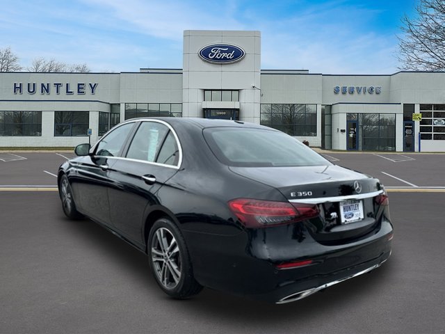 Used 2022 Mercedes-Benz E 350 4MATIC Sedan image 5