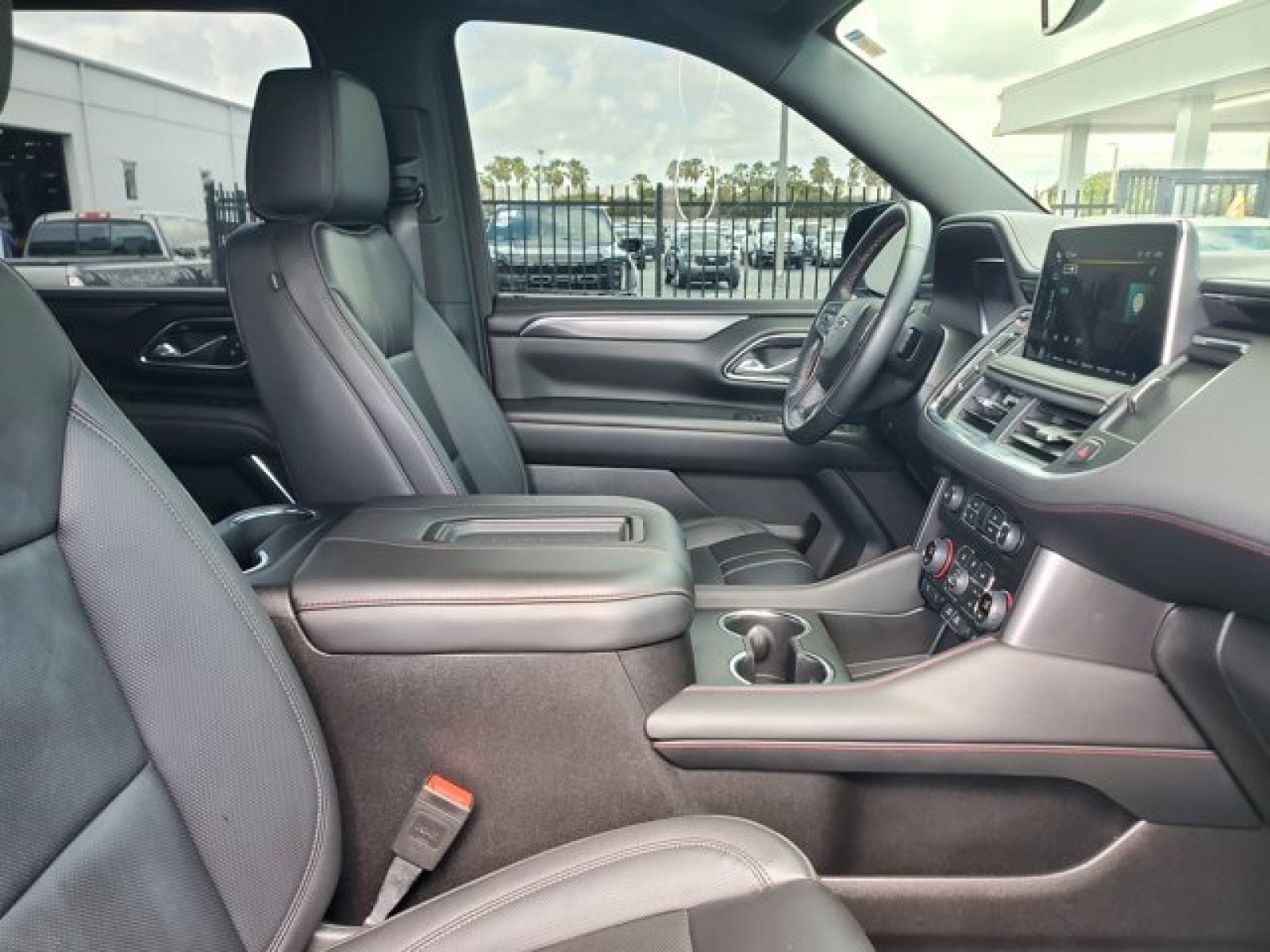 Used 2024 Chevrolet Suburban RST w/ Luxury Package AWD/4WD image 35