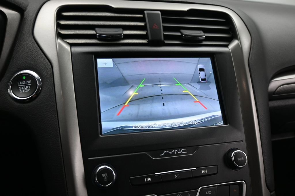 Certified 2019 Ford Fusion SE FWD image 16