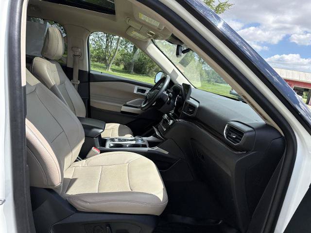 Certified 2023 Ford Explorer Limited w/ Limited Technology Package AWD/4WD image 34