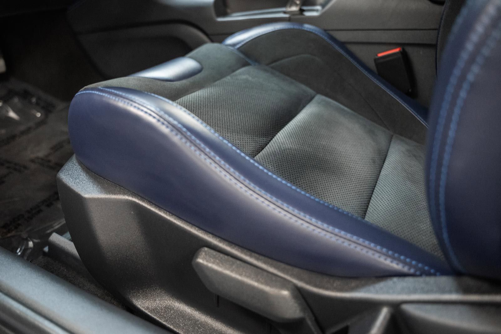 Certified 2025 Ford Mustang Dark Horse RWD image 42