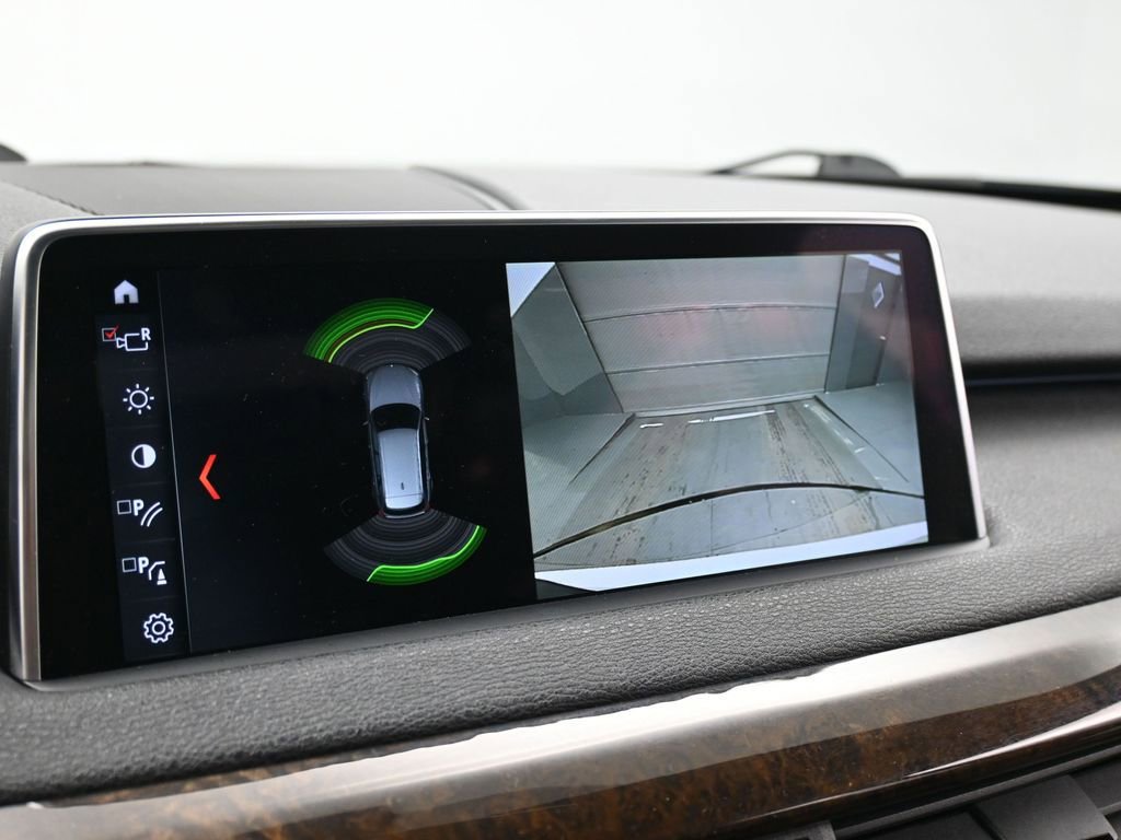 Used 2018 BMW X5 xDrive40e w/ M Sport Package image 15