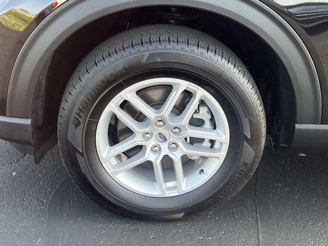 Certified 2026 Ford Explorer Active AWD/4WD image 10