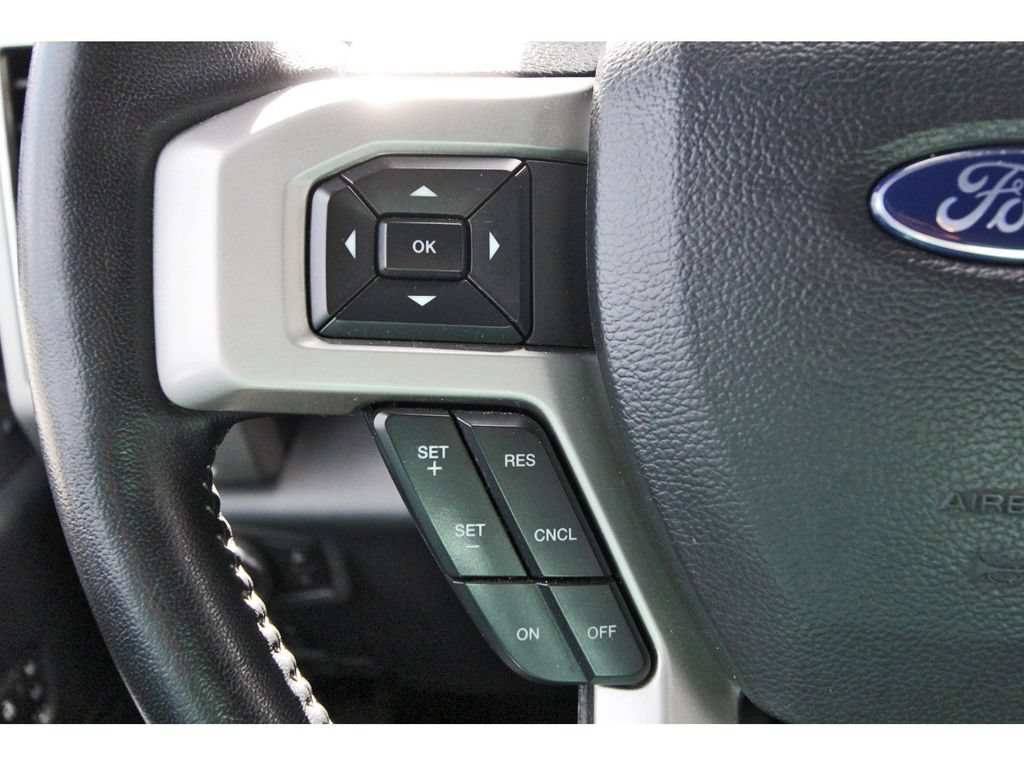 Certified 2022 Ford F250 Lariat w/ Lariat Value Package AWD/4WD image 18